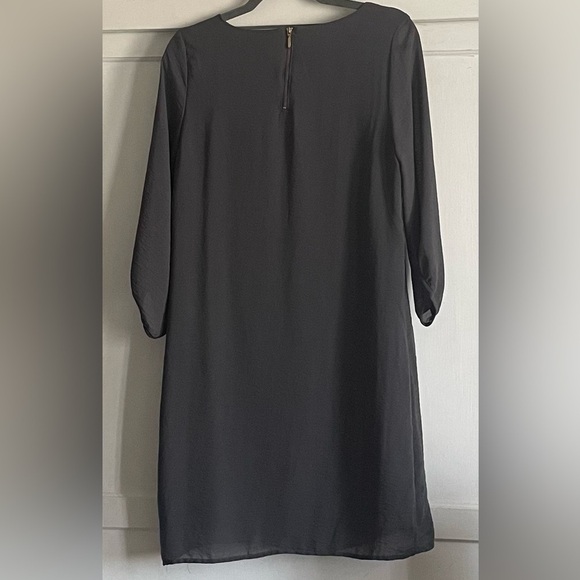 H&M Gray Long Sleeve Dress. Pre-Owned. - Picture 4 of 7